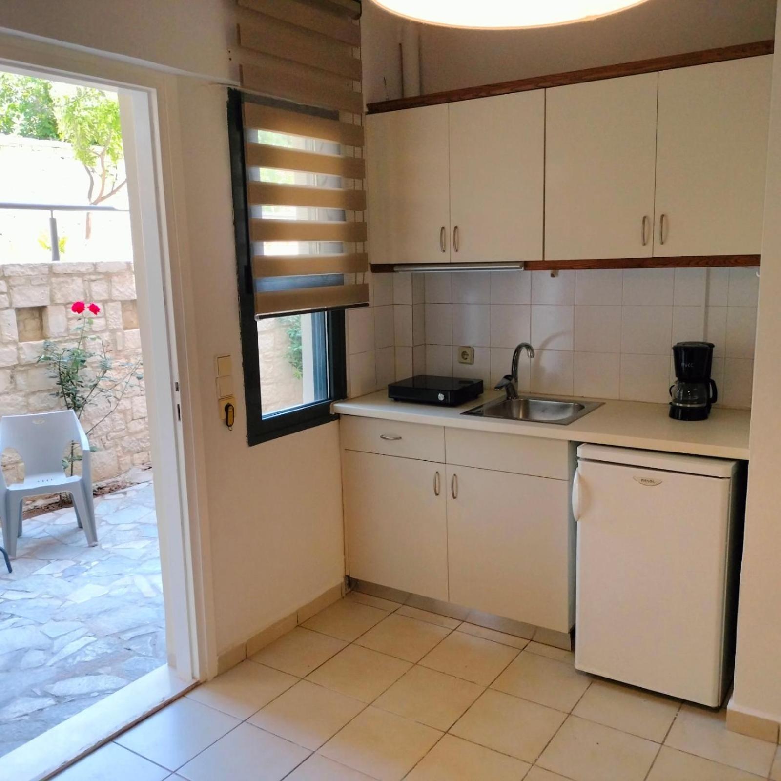 Nancy - Chara Apartments Karteros Ngoại thất bức ảnh