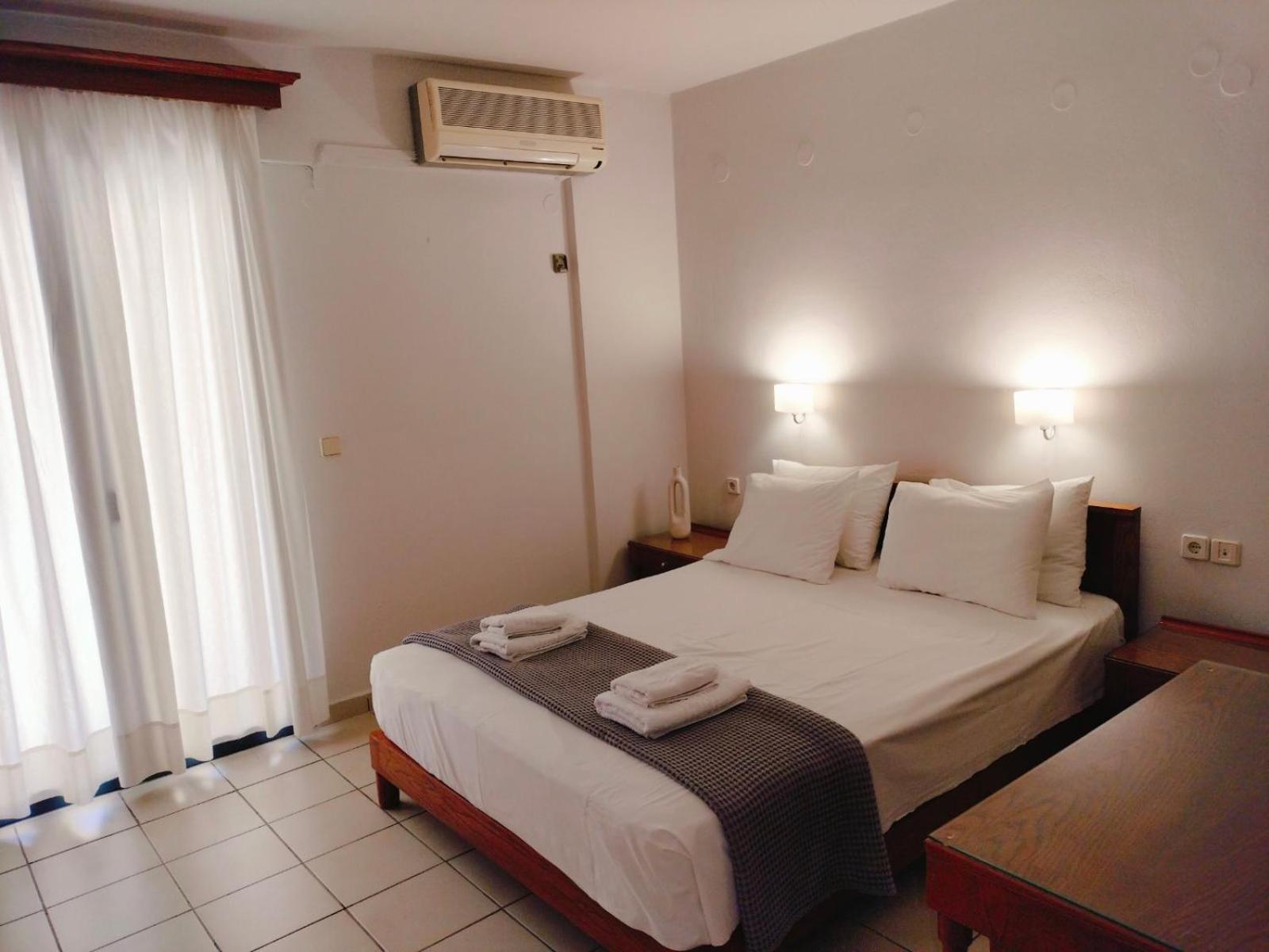 Nancy - Chara Apartments Karteros Ngoại thất bức ảnh