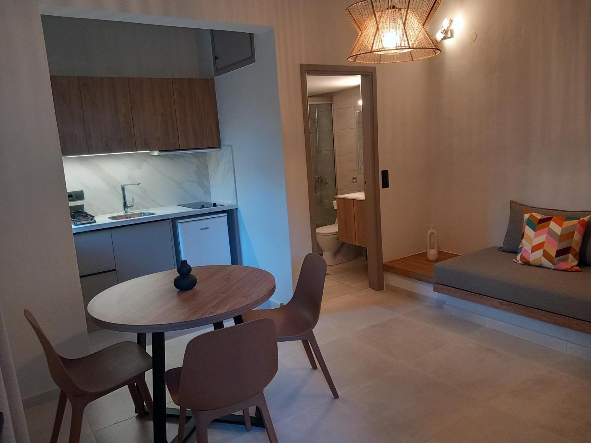 Nancy - Chara Apartments Karteros Ngoại thất bức ảnh